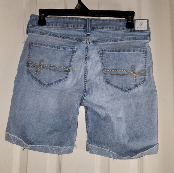 Denizen from Levi's Denim Shorts 7-W28 - Picture 2 of 6